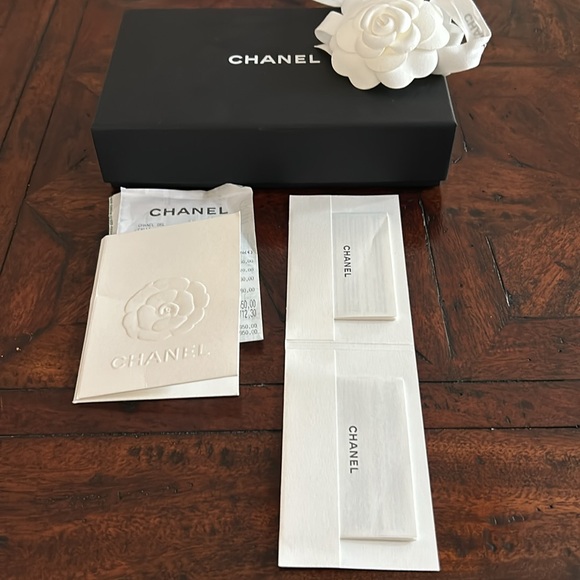 Chanel caviar medium flap wallet in light pink - Picture 8 of 8